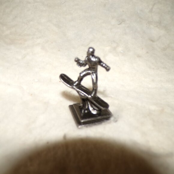 6 Spiderman Monopoly Game Tokens Metal Pieces 2006 Collectible - Picture 3 of 8